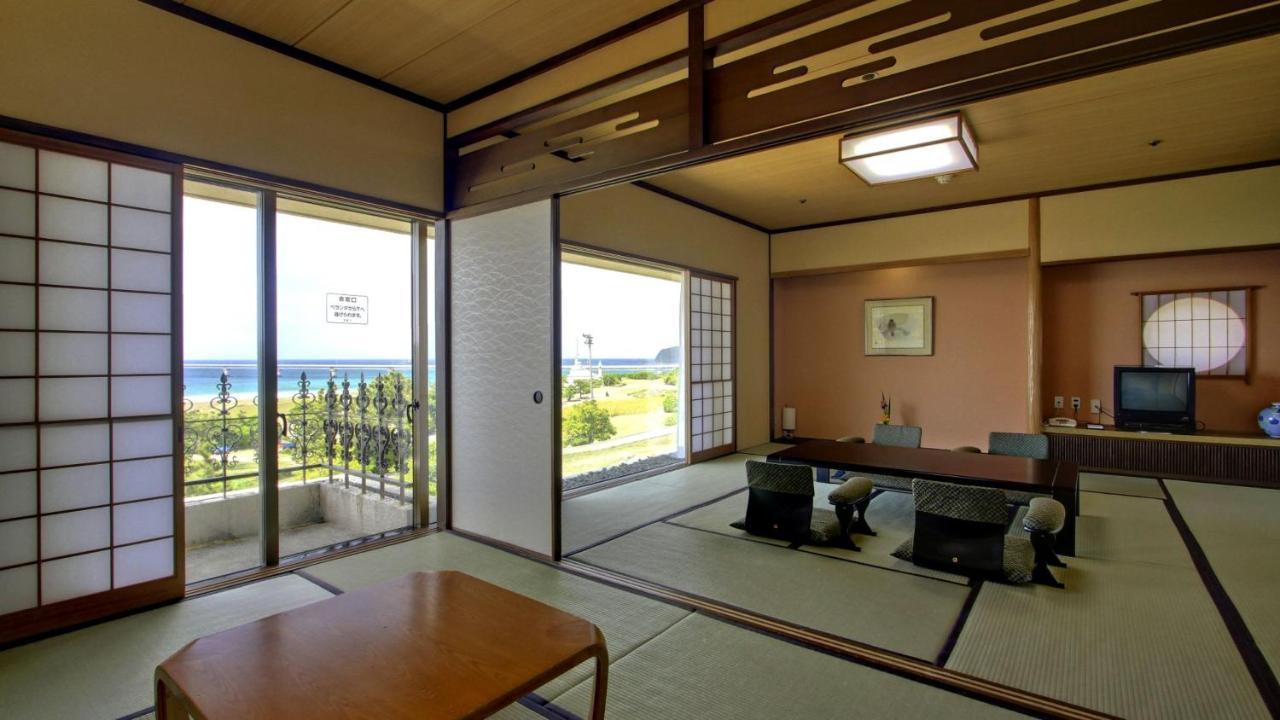 Hotel Nishinagato Resort Takibe Exterior photo